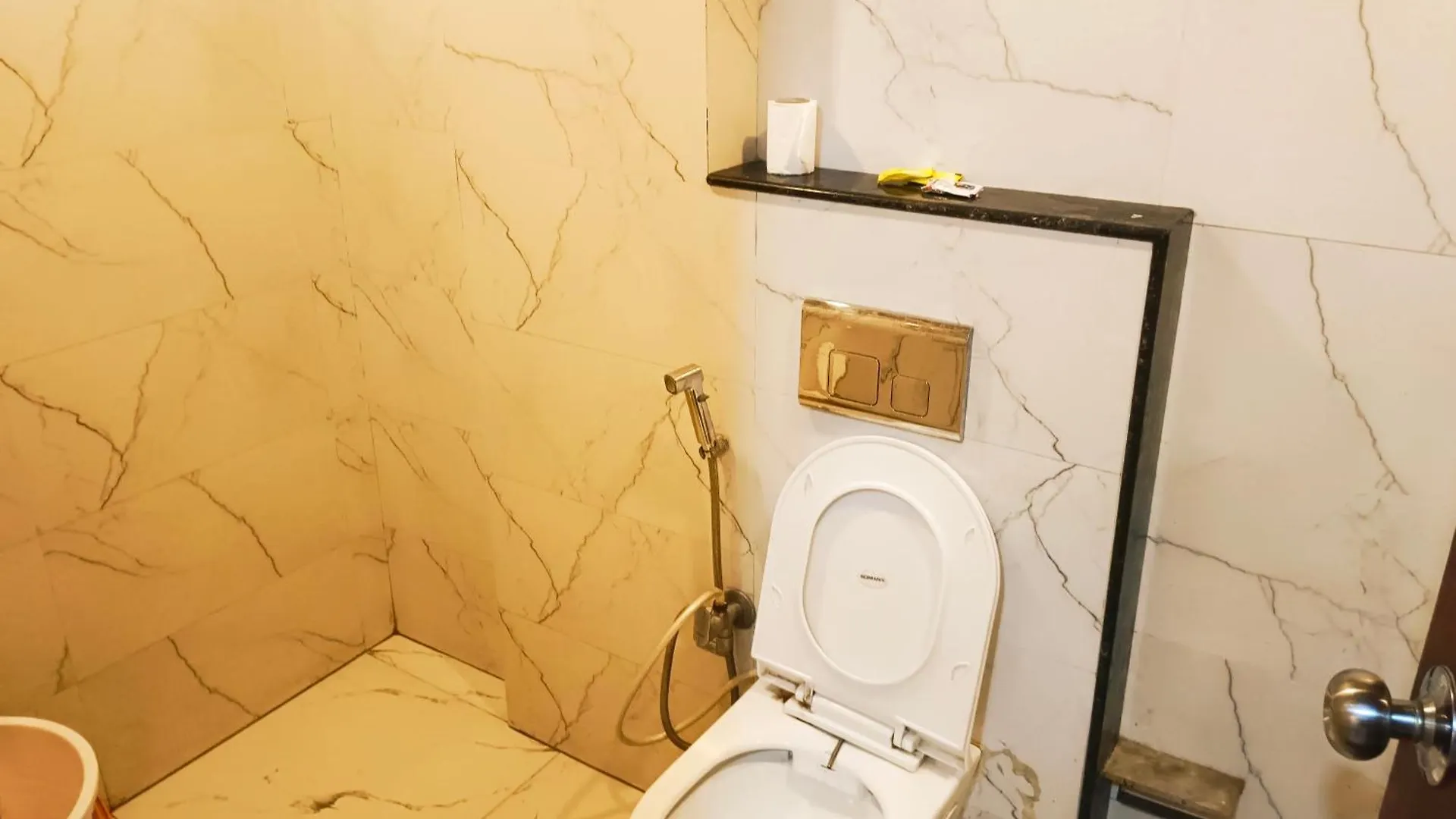 Hotel Tej Palace Delhi Airport New Delhi 4*,